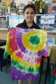 Tie-dyed T-shirt example 14
